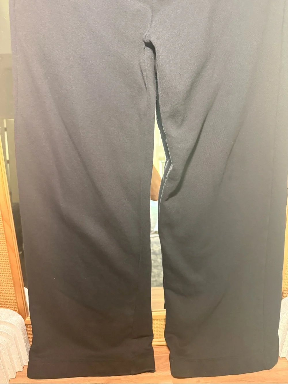 Alo Yoga Serenity Wide Leg Sweatpant Black